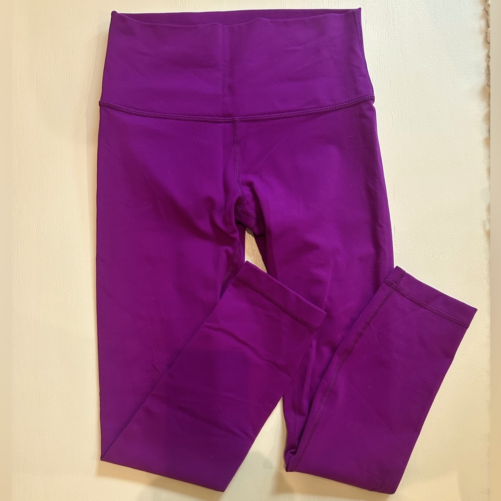 Lululemon, Like new, EUC high rise purple nulux tight, size 4